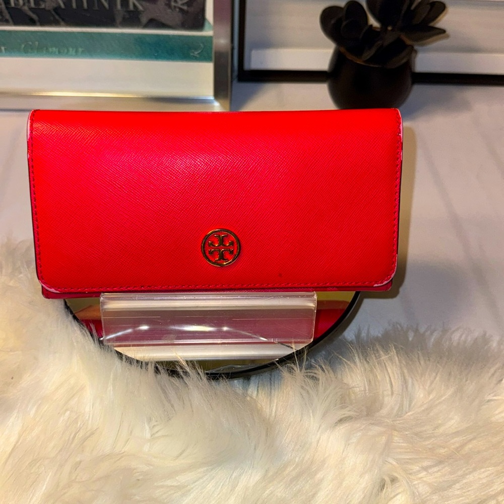 TORY BURCH Red Leather Robinson Flap Continental Wallet EUC